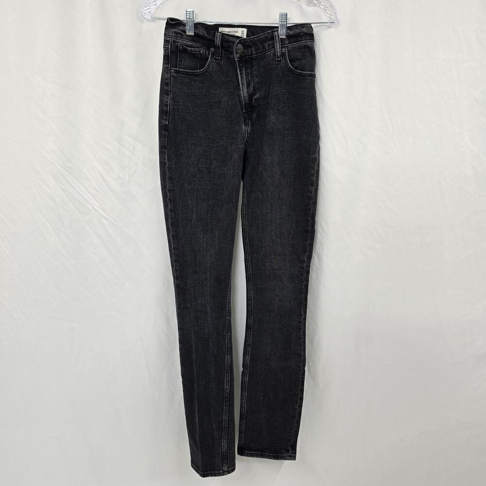 Abercrombie & Fitch 90s Slim Straight Ultra High Rise Jeans Women's 24 00L Black